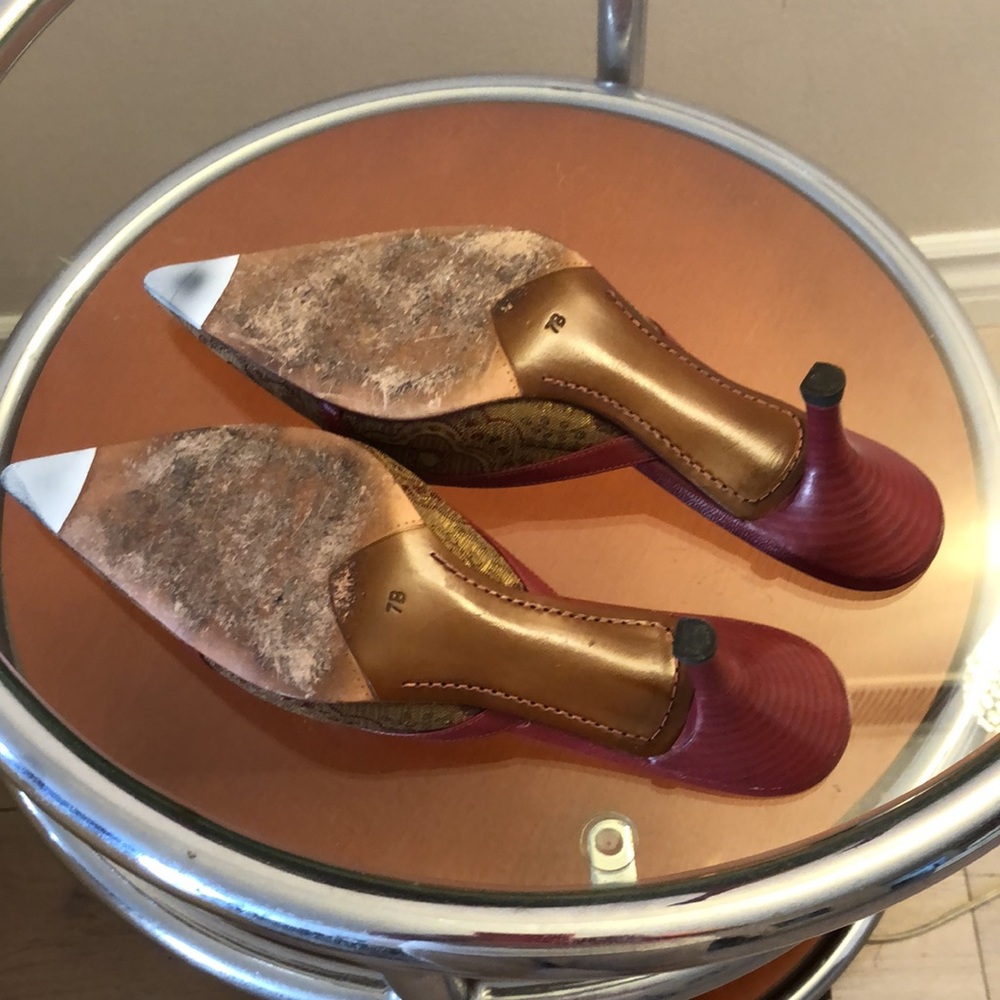 Shoes - Picture 3 of 6